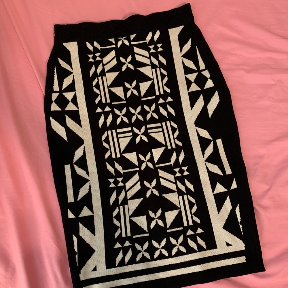 H&M Small Knit Pencil Skirt